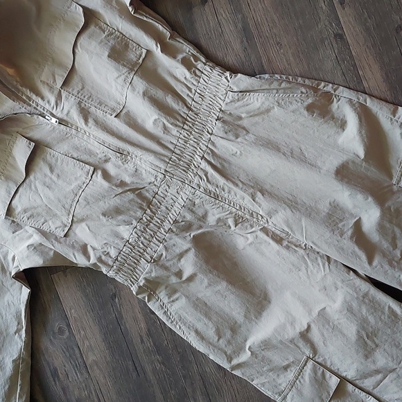 H&M jumpsuit - Picture 5 of 10